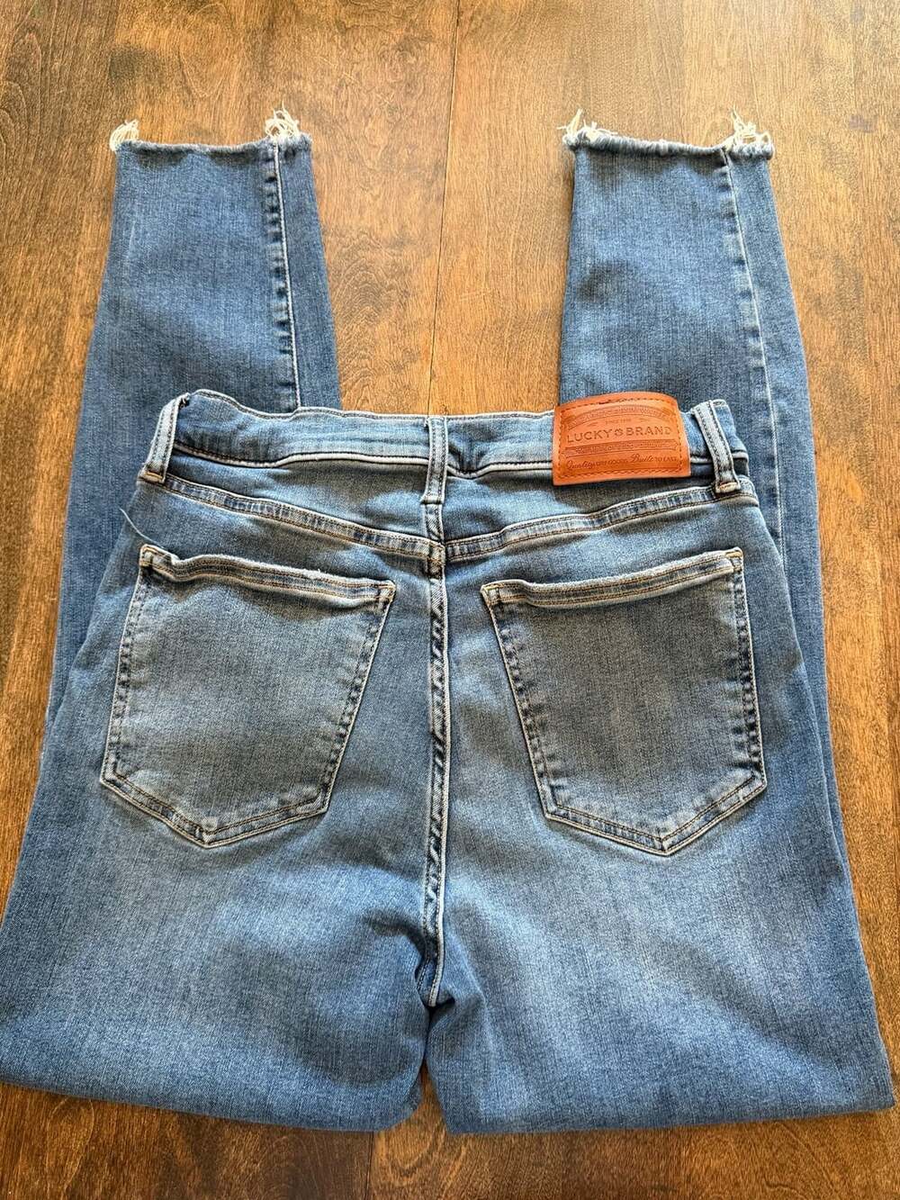 Lucky Brand Ava Skinny Jeans Blue Denim Raw Hem